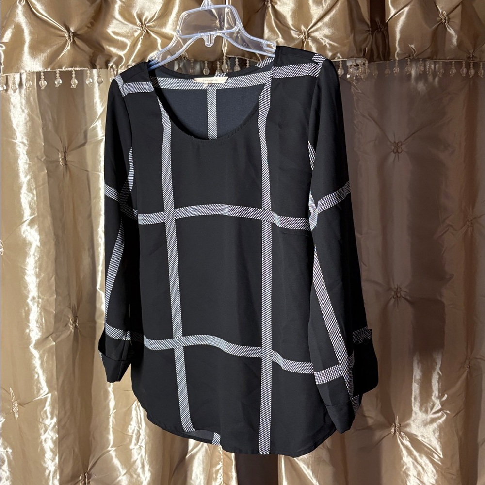 41 Hawthorn Black Sheer Windowpane Blouse
